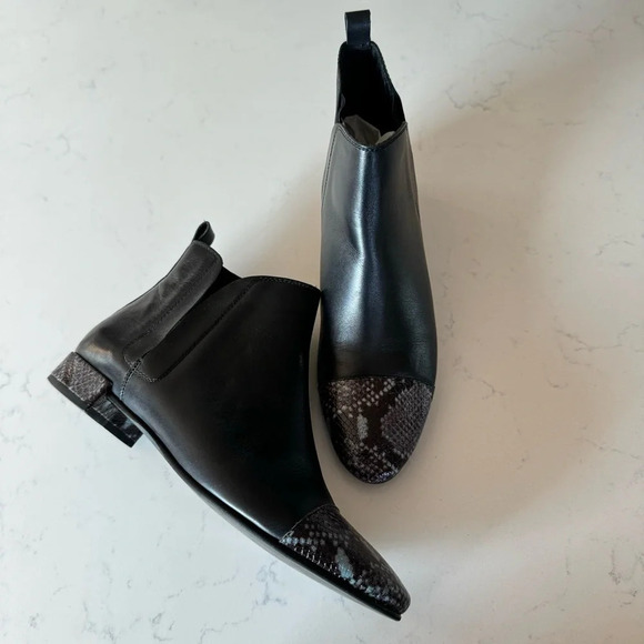 Massimo Dutti animal print black booties size: 10US/40 EU - Picture 2 of 8